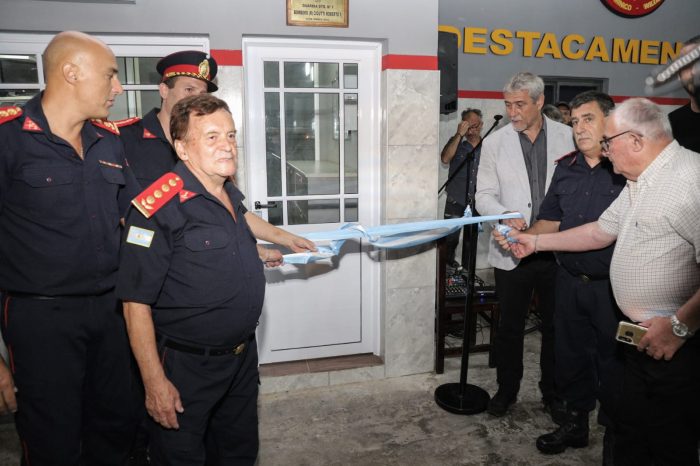 Ferraresi inauguró la remodelación integral del Cuartel de Bomberos Voluntarios Villa Domínico – Wilde
