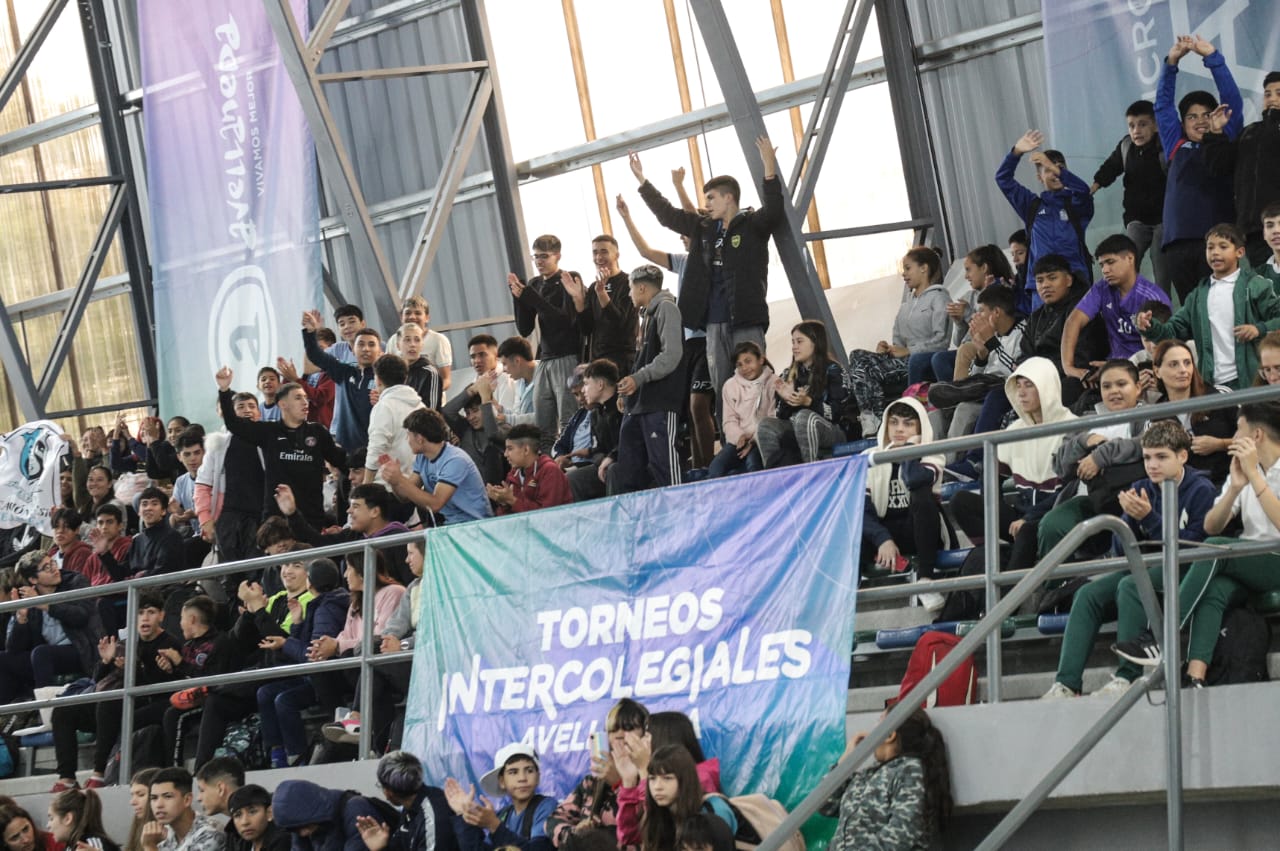 El intendente Ferraresi inauguró los juegos intercolegiales de Avellaneda 2023