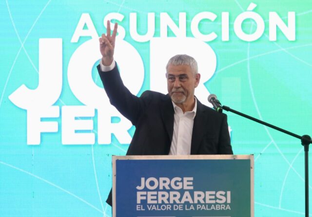 Ferraresi asumió su cuarto mandato como Intendente de Avellaneda