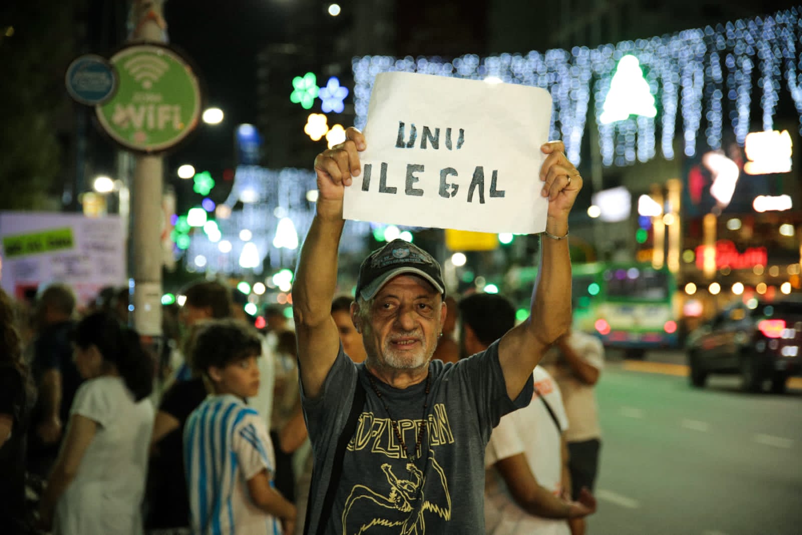La comunidad de Avellaneda realiza mesas multisectoriales contra el DNU de Milei