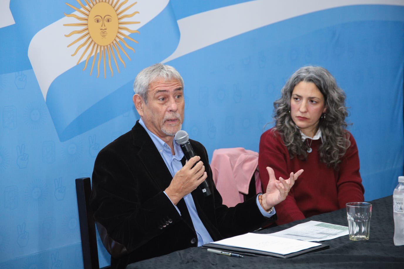 Ferraresi: “la gente va a volver a confiar en nosotros si verificamos con hechos nuestras palabras”